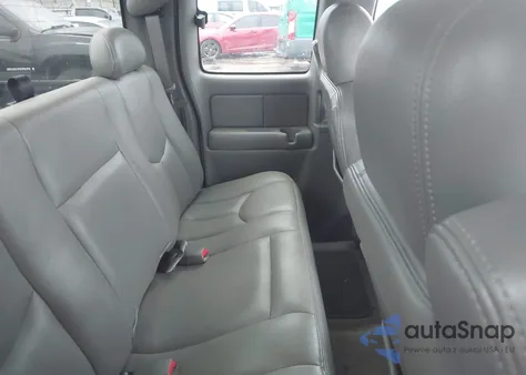 2003 Chevrolet Silverado 1500 Lt from USA, damaged, VIN 2GCEC19T331234206